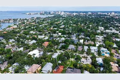 1702 Hillview Street, Sarasota, FL 34239 - Photo 39
