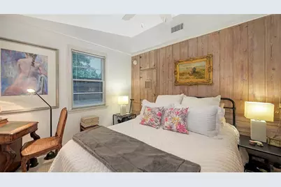 1702 Hillview Street, Sarasota, FL 34239 - Photo 31