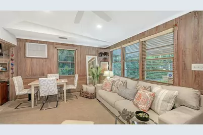 1702 Hillview Street, Sarasota, FL 34239 - Photo 15