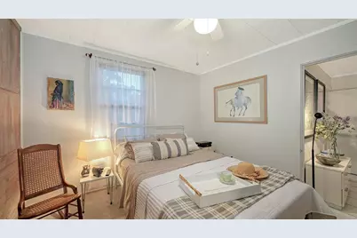 1702 Hillview Street, Sarasota, FL 34239 - Photo 35