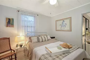 1702 Hillview St, Sarasota, FL 34239 - Photo 35