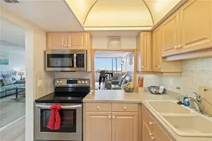 1400 Tarpon Center Dr, Venice, FL 34285 - Photo 21