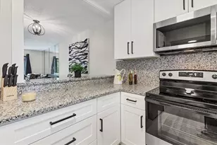 1644 Stickney Point Rd, Sarasota, FL 34231 - Photo 13