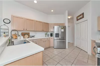 4950 Flagstone Drive, Sarasota, FL 34238 - Photo 13