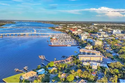 1602 Point Pleasant Avenue W, Bradenton, FL 34205 - Photo 11