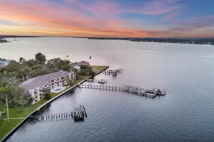 1602 Point Pleasant Ave W, Bradenton, FL 34205 - Photo 9