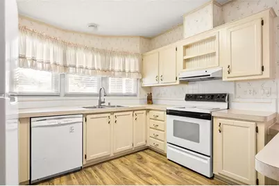 8427 Castle Garden Road, Palmetto, FL 34221 - Photo 11