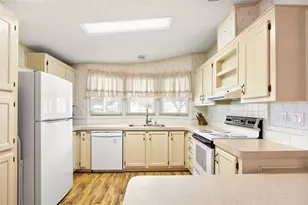 8427 Castle Garden Rd, Palmetto, FL 34221 - Photo 9