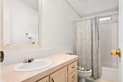 8427 Castle Garden Road, Palmetto, FL 34221 - Photo 17