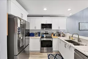 3701 54th Dr W, Bradenton, FL 34210 - Photo 9