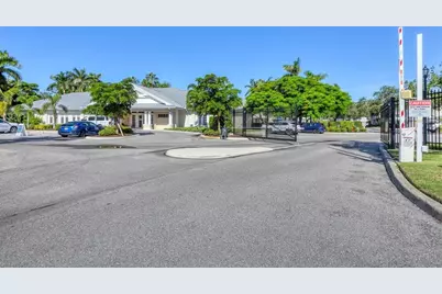 3701 54th Drive W #202, Bradenton, FL 34210 - Photo 31