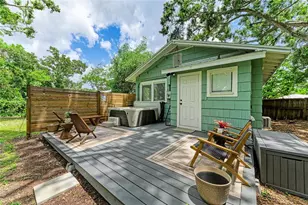 2418 12th Ave W, Bradenton, FL 34205 - Photo 3