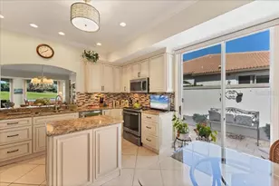 3881 Chatsworth Greene Ct, Sarasota, FL 34235 - Photo 9