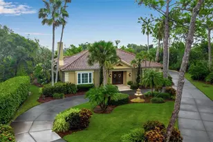422 Blue Garden Ln, Osprey, FL 34229 - Photo 3