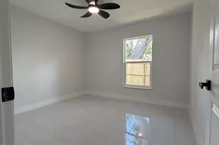 311 12th St W, Palmetto, FL 34221 - Photo 19