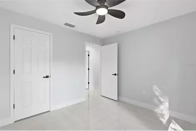 311 12th Street W, Palmetto, FL 34221 - Photo 17