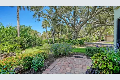 225 Hourglass Way #103, Sarasota, FL 34242 - Photo 21