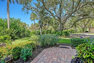 225 Hour Glass Way, Sarasota, FL 34242 - Photo 21