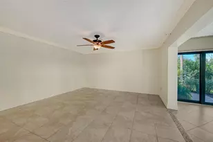 225 Hour Glass Way, Sarasota, FL 34242 - Photo 11