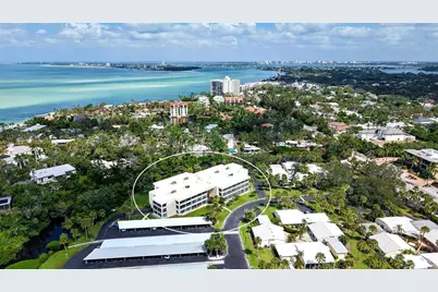 225 Hourglass Way #103, Sarasota, FL 34242 - Photo 3