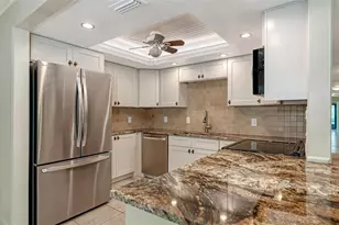 225 Hour Glass Way, Sarasota, FL 34242 - Photo 33