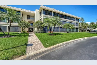 225 Hourglass Way #103, Sarasota, FL 34242 - Photo 5