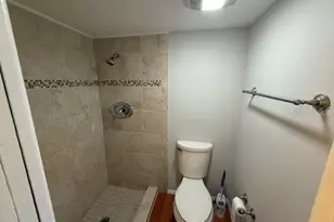 2763 Woodgate Ln, Sarasota, FL 34231 - Photo 9