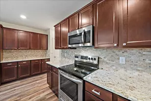 4861 Silver Topaz St, Sarasota, FL 34233 - Photo 9