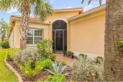 16133 Coquina Bay Lane, Wimauma, FL 33598 - Photo 7