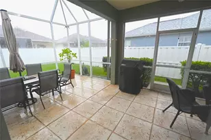 1435 Millbrook Cir, Bradenton, FL 34212 - Photo 23