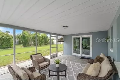 540 Oxford Drive, Venice, FL 34293 - Photo 9