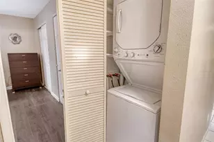 2303 Canal Dr, Bradenton, FL 34207 - Photo 23