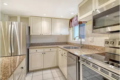 2303 Canal Drive #F7, Bradenton, FL 34207 - Photo 13