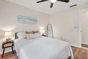 655 Hand Ave, Sarasota, FL 34232 - Photo 15