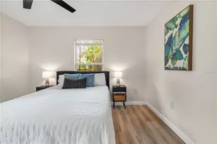 655 Hand Ave, Sarasota, FL 34232 - Photo 21