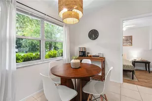 655 Hand Ave, Sarasota, FL 34232 - Photo 9