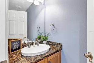 10600 Lemon Creek Loop, Englewood, FL 34224 - Photo 31