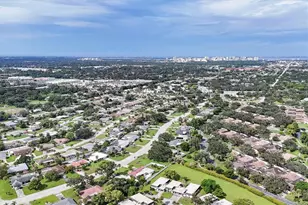 3821 Calliandra Dr, Sarasota, FL 34232 - Photo 49