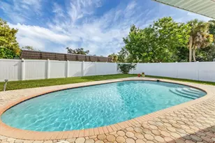 3821 Calliandra Dr, Sarasota, FL 34232 - Photo 39