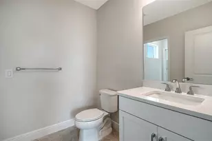 10050 Crystal Isles Cir, Sarasota, FL 34241 - Photo 37