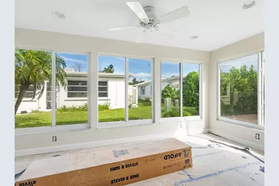 667 El Centro, Longboat Key, FL 34228 - Photo 11