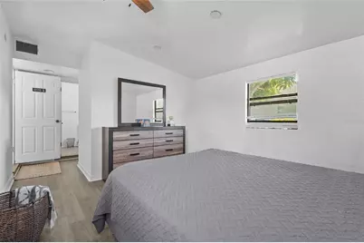 5619 New York Avenue, Sarasota, FL 34231 - Photo 23