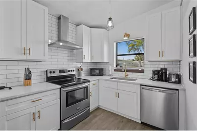 5619 New York Avenue, Sarasota, FL 34231 - Photo 3