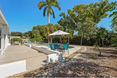 5619 New York Avenue, Sarasota, FL 34231 - Photo 35