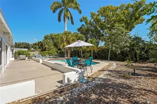 5619 New York Ave, Sarasota, FL 34231 - Photo 35