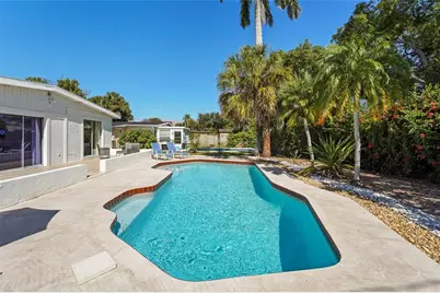 5619 New York Avenue, Sarasota, FL 34231 - Photo 1
