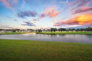 7077 W Country Club Dr N, Sarasota, FL 34243 - Photo 29
