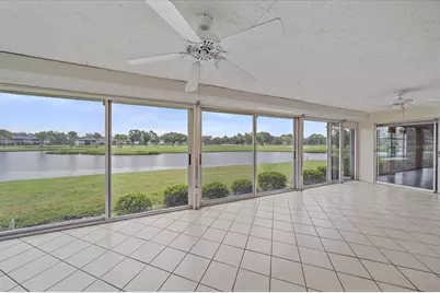 7077 W Country Club Drive N, Sarasota, FL 34243 - Photo 15