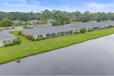 7077 W Country Club Drive N, Sarasota, FL 34243 - Photo 31