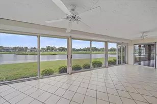 7077 W Country Club Dr N, Sarasota, FL 34243 - Photo 17